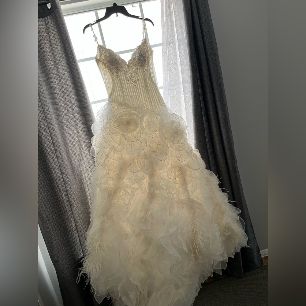 Ysa makino  couture wedding dress